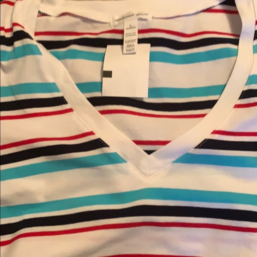 Woman’s V-neck large